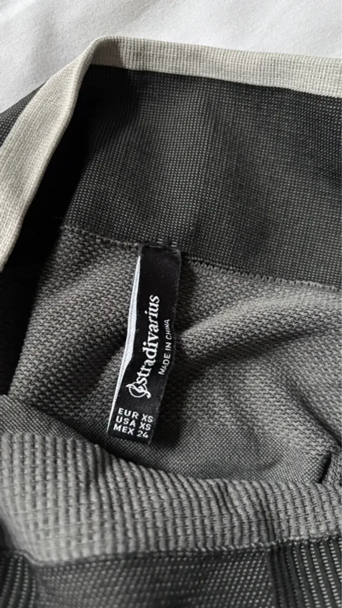 Legging sport gris Stradivarius - photo numéro 2