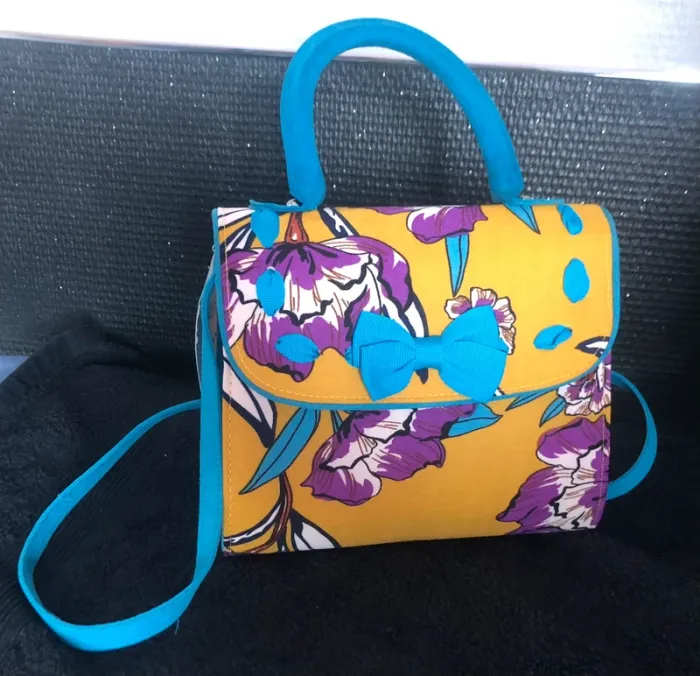 Sac à main et chaussures vintage - photo numéro 12