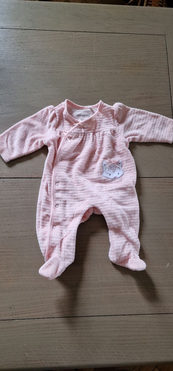 Pyjama rose orchestra