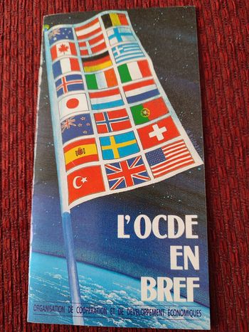 Ancien dépliant L'OCDE en bref