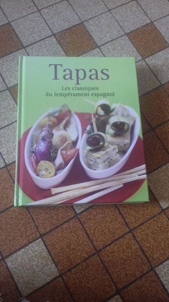 Livre de cuisine.