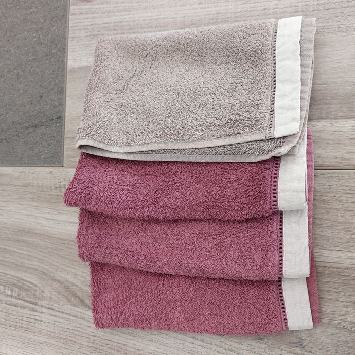 Serviettes bain invité