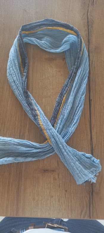 Echarppe fine pour garçon