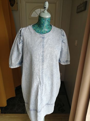 Jolie robe en jean Pimkie