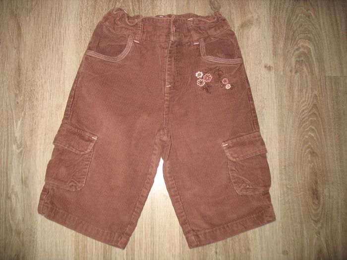 BERMUDA EN VELOURS MARRON FILLE "3 SUISSES" - 8 ANS - n°01 - photo numéro 2