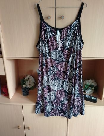 Jolie robe d' été femme