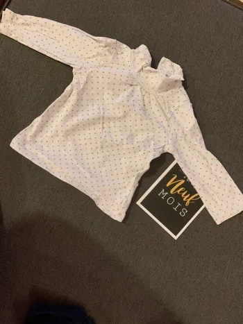 TEE shirt col roulé à pois doré