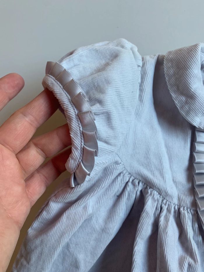 Robe grise - photo numéro 3