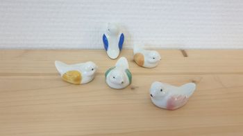 Objet décoratif bibelots lot 5 figurines oiseaux multicolores 
