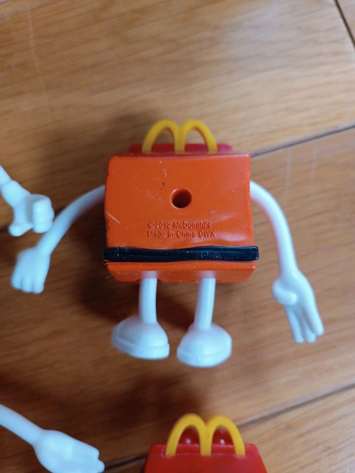 5 figurines McDonald's boîte happy meal 2012 - photo numéro 3