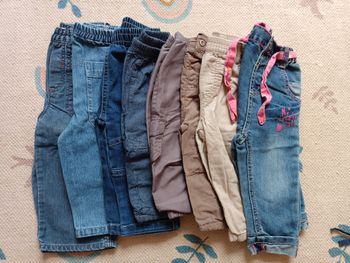 Lot 8 jeans pantalon 12 mois fille