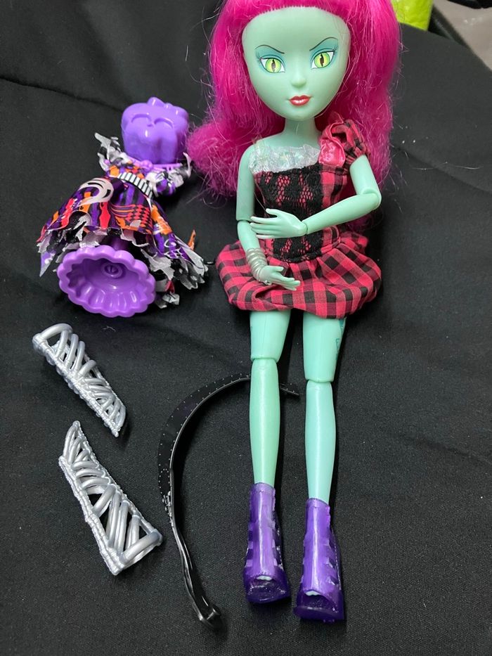 Poupée Monster high - photo numéro 2