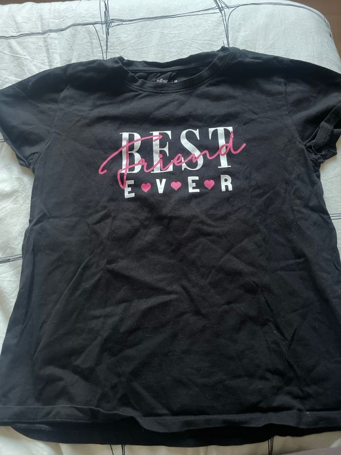 Tes shirt à manche courte