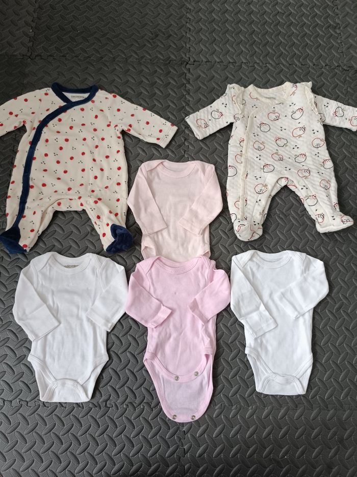 Lot bébé fille naissance