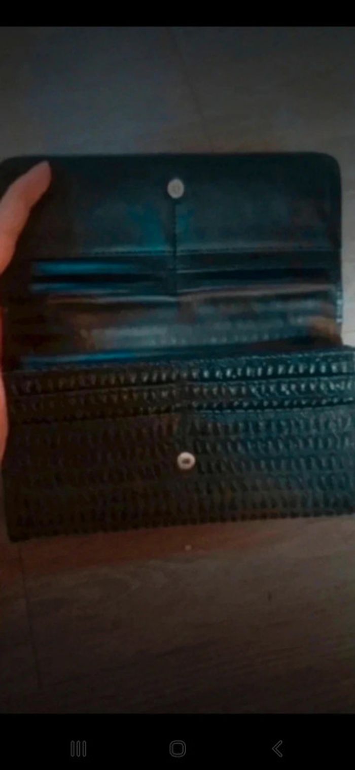 Portefeuille / pochette Cache cache 👻 - photo numéro 3