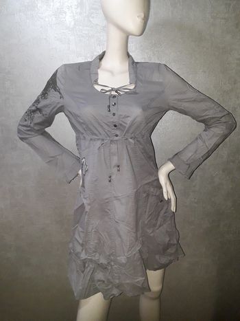 robe grise la mode est à vous taille 36/38