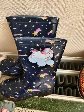 Je vends boutte pluie pour fille 