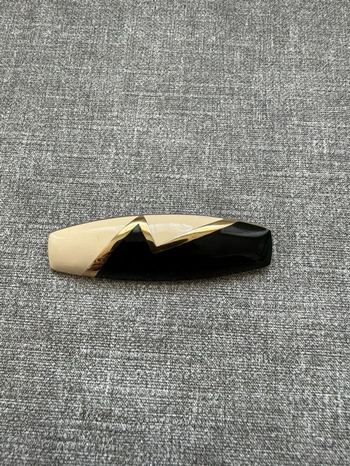 Broche