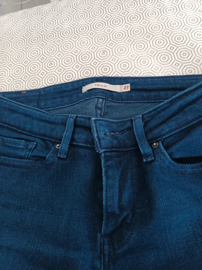 Jean Levis 712 slim bleu T 37 - photo numéro 3