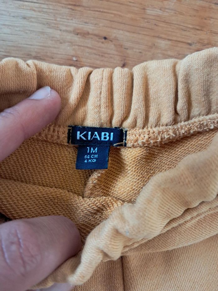Ensemble Kiabi 1 mois - photo numéro 4