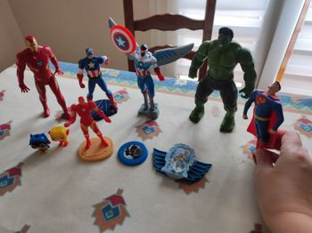 Lot de figurines Marvel