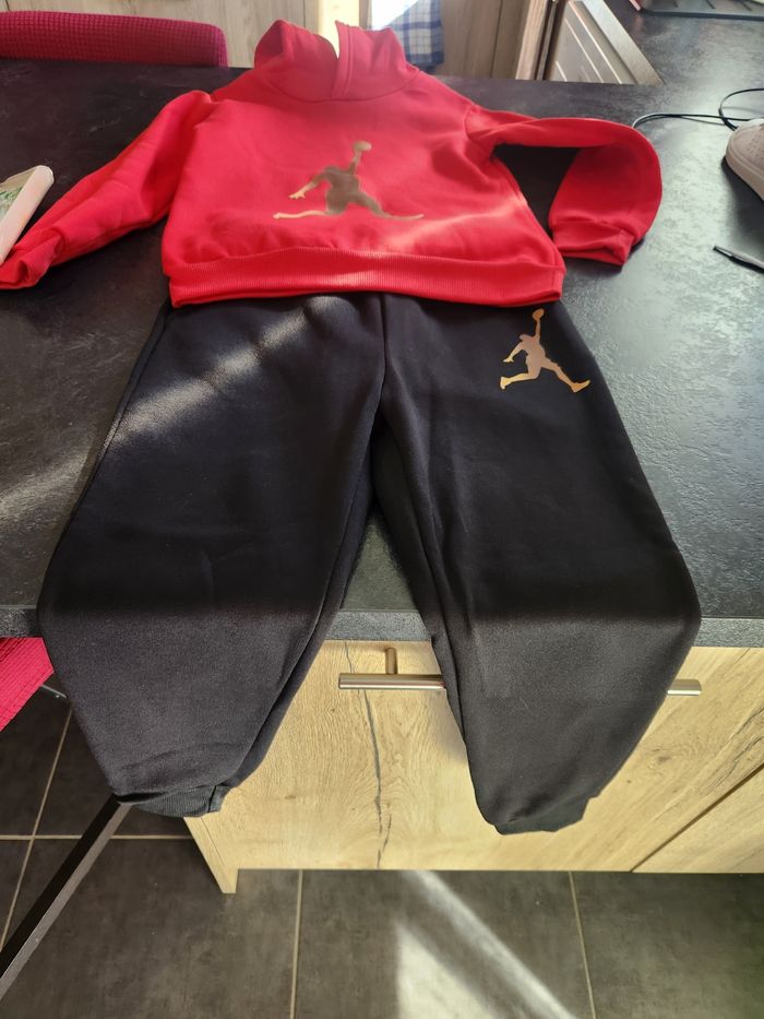 Ensemble Jordan ( faux)