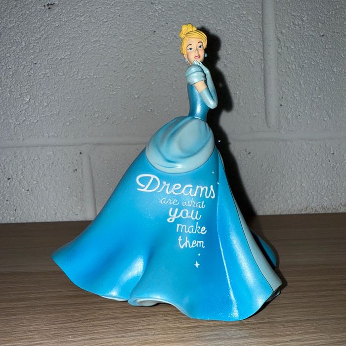 Figurine Cendrillon Princesse Expression - Disney Showcase - photo numéro 2