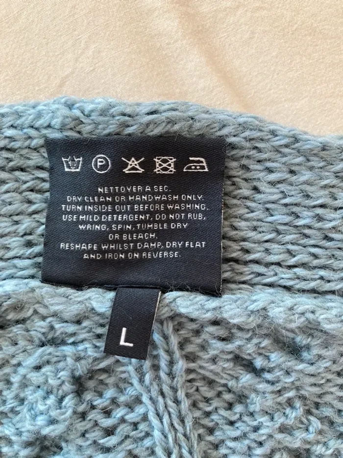 Gilet bleu en laine mérino - photo numéro 5