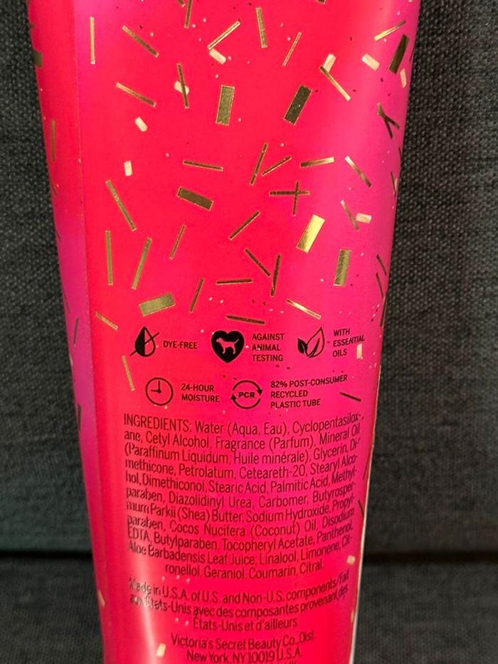 Lait hydratant Corps - Pink Victoria’s Secret - Berry Glitz 236ML Neuf - photo numéro 6
