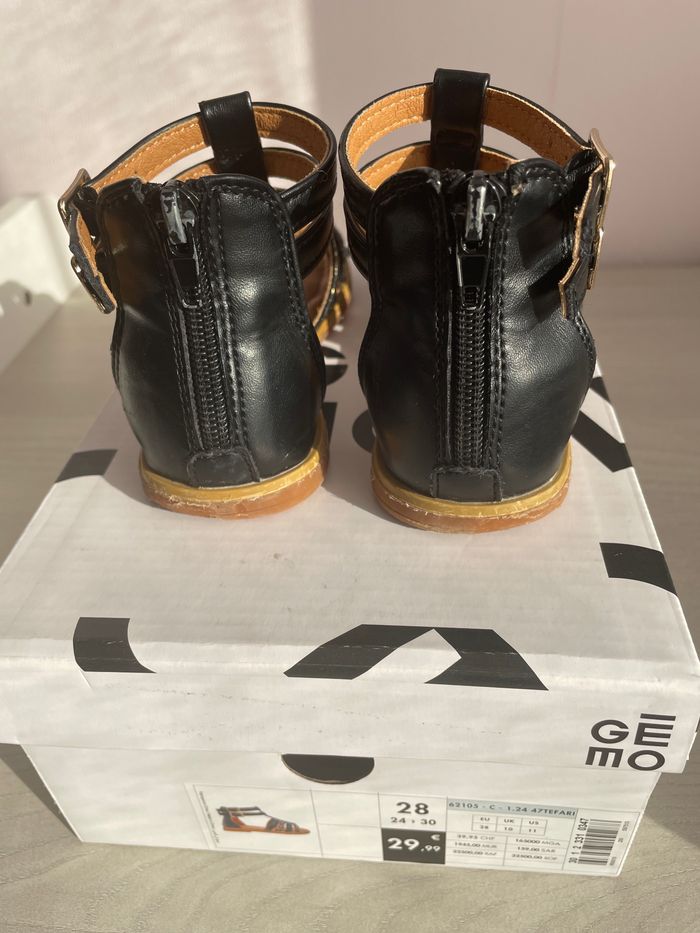 Nu-pieds 28 - photo numéro 2