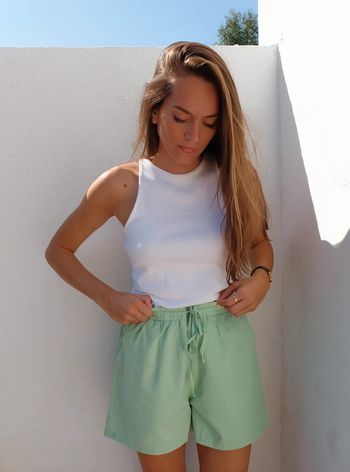 🌟 Short vert Vila avec étiquette à nouer
