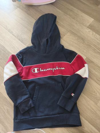 Sweat marque champion taille 7-8 ans