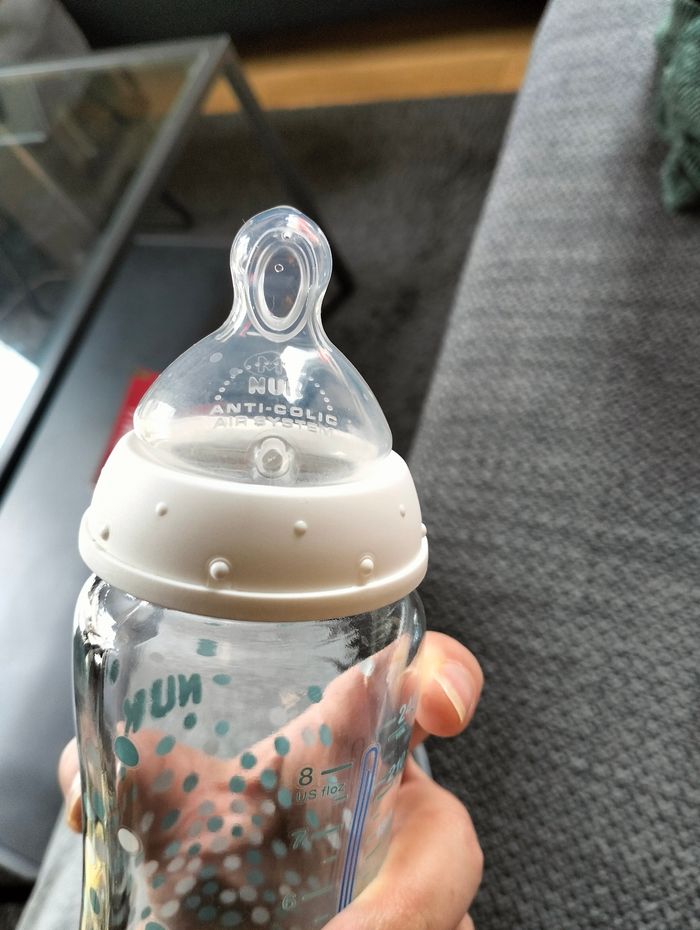 2 biberons anticoliques en verre - photo numéro 3