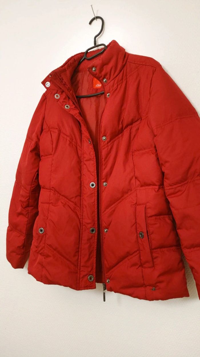 Grosse doudoune rouge en duvet - photo numéro 2