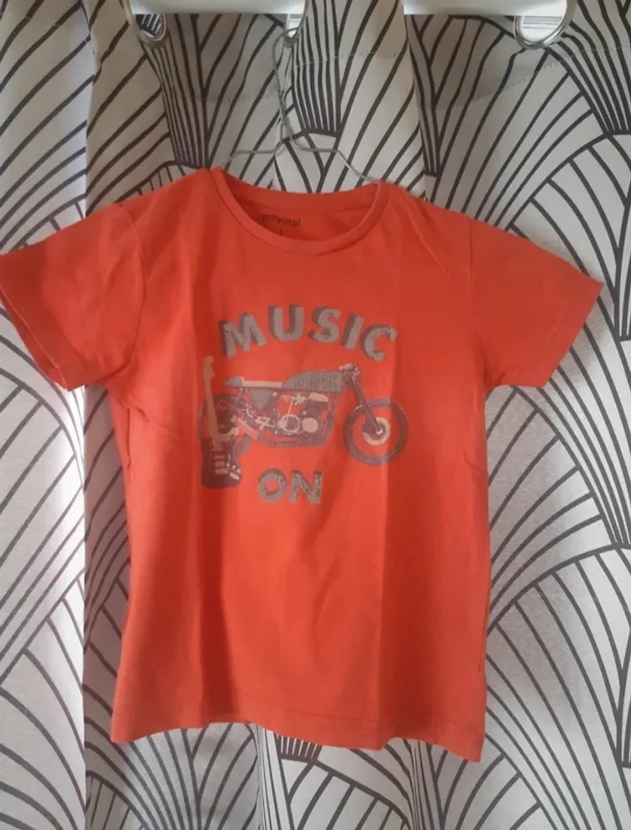 Tee-shirt