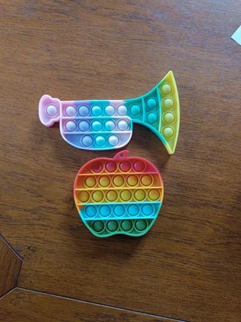 Push pop trompette et pomme