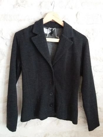 Veste très confortable cintrée