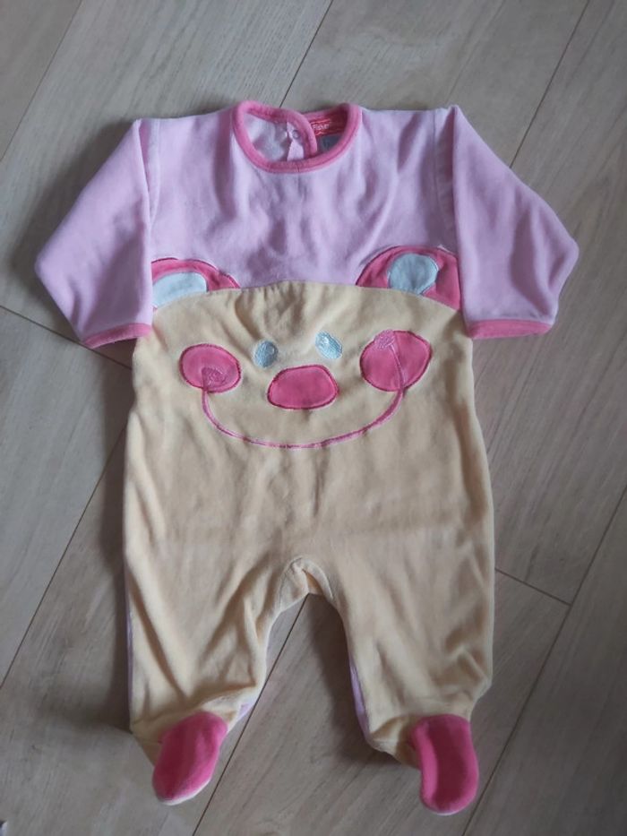 Grenouillère/pyjama velours fille 6 mois (78)