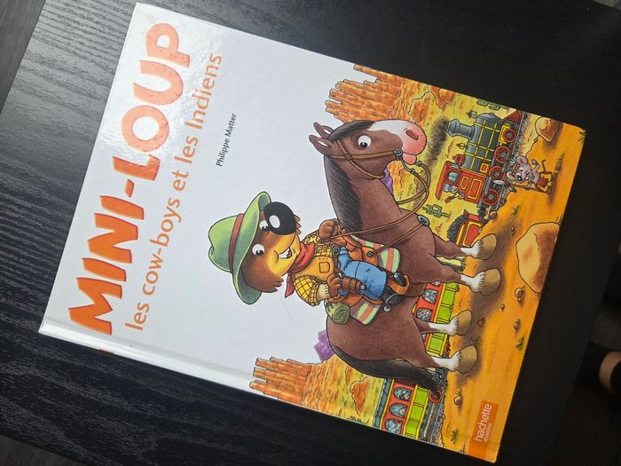 Mini loups les cow boys et les indiens