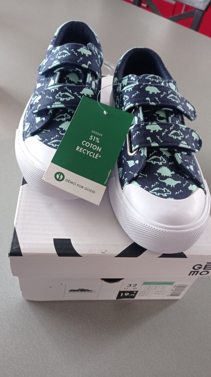 Chaussures neuves - photo numéro 2