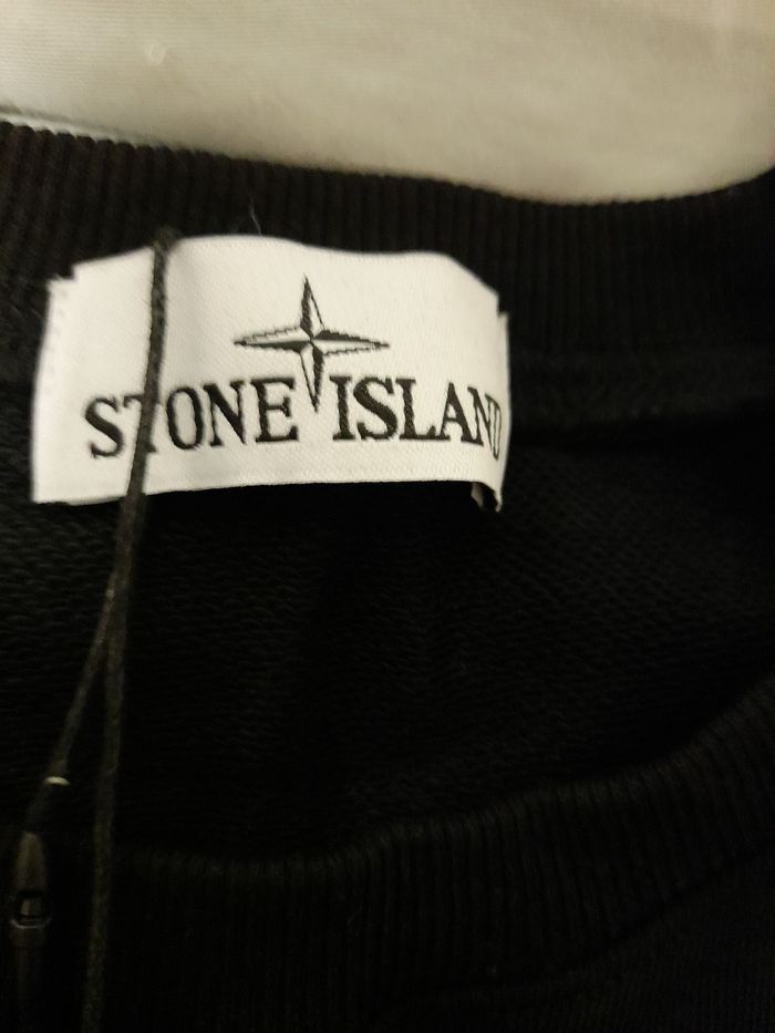 Pull stone Island neuf - photo numéro 4