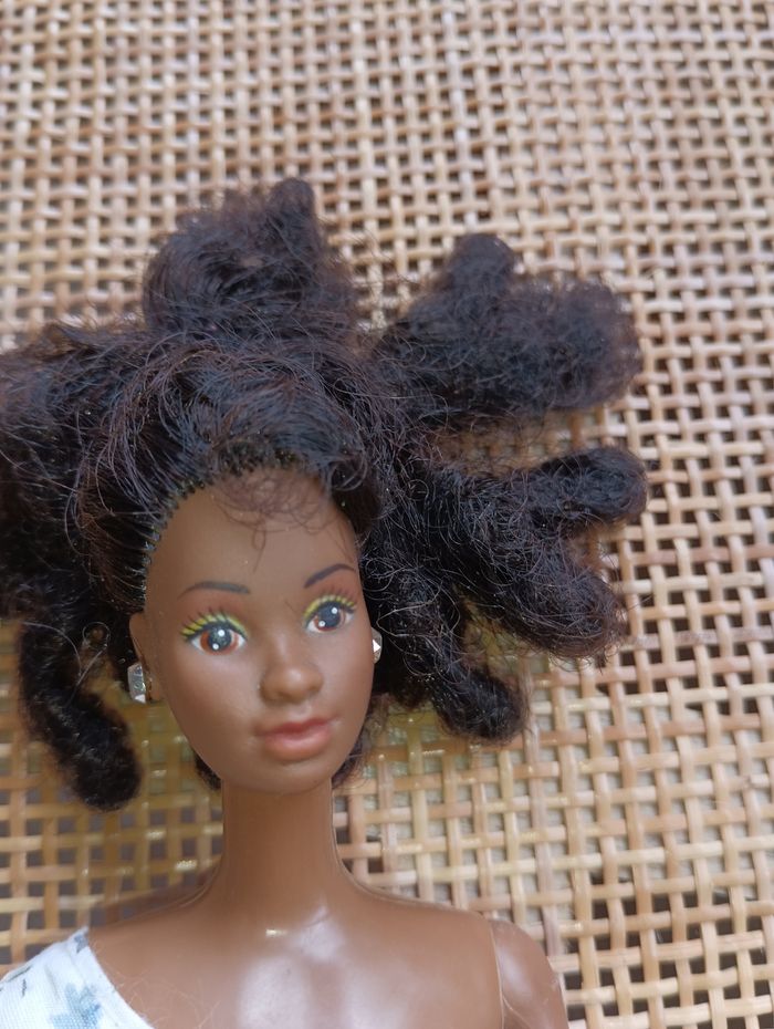 Poupée Barbie Philippines 1966 - photo numéro 3