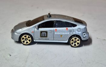 Matchbox Toyota Prius 2009 – 1:62 – Rideshare – voitureminiature Mattel
