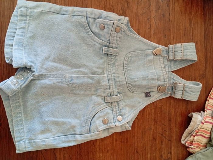 Lot de 4 salopettes short taille 6 mois - photo numéro 2