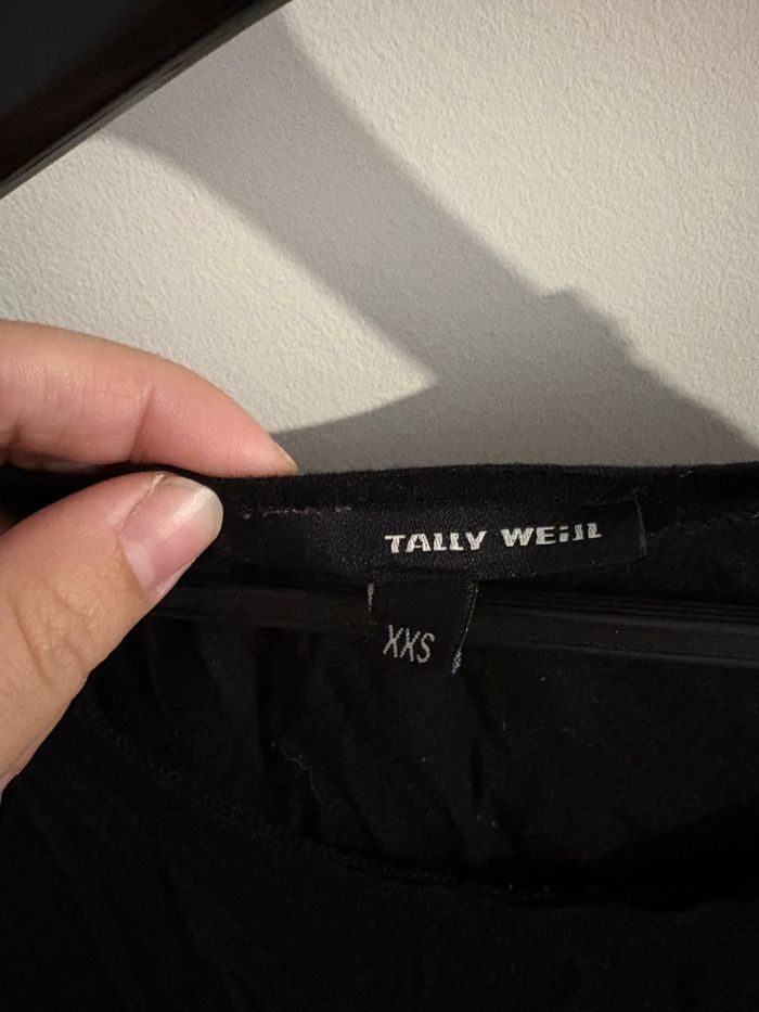 T-shirt Tally Weijl Noir Alien Paillettes 'Believer' Taille XXS - photo numéro 3