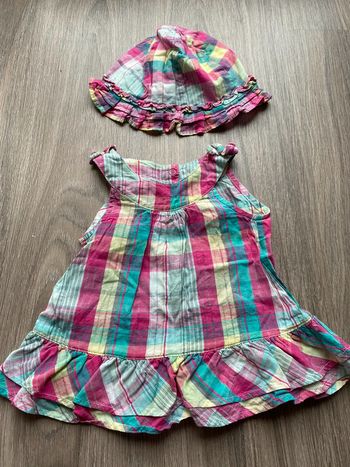 Robe avec chapeau