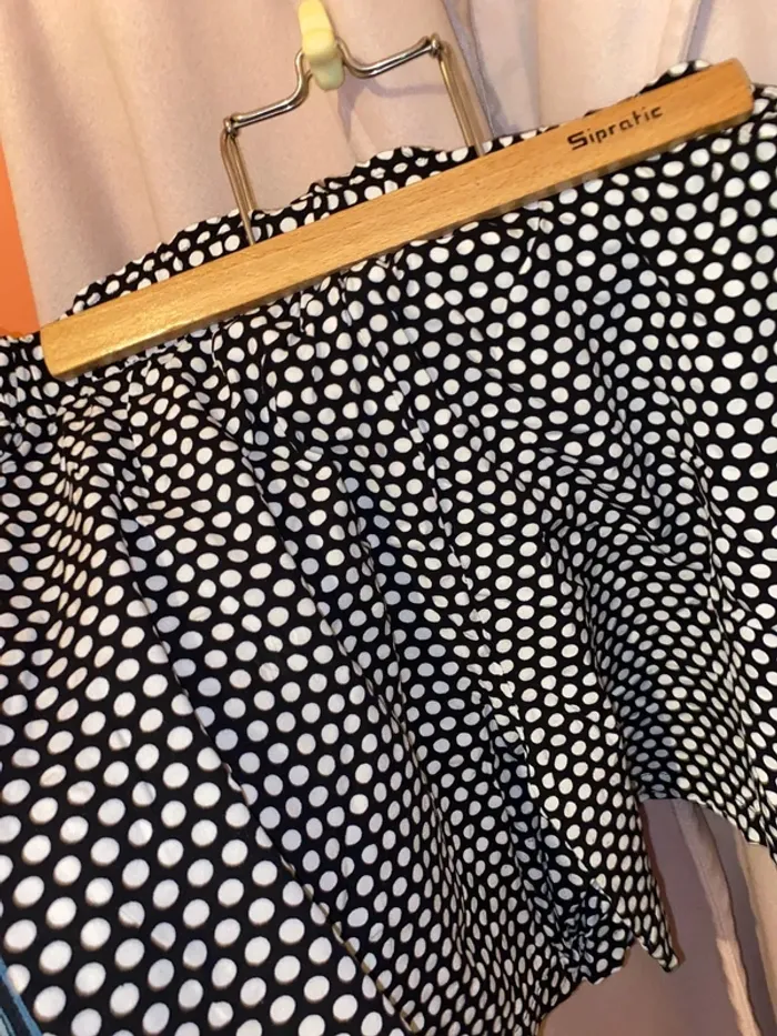 backup_6419290405 : Short noir à point blanc - photo numéro 5