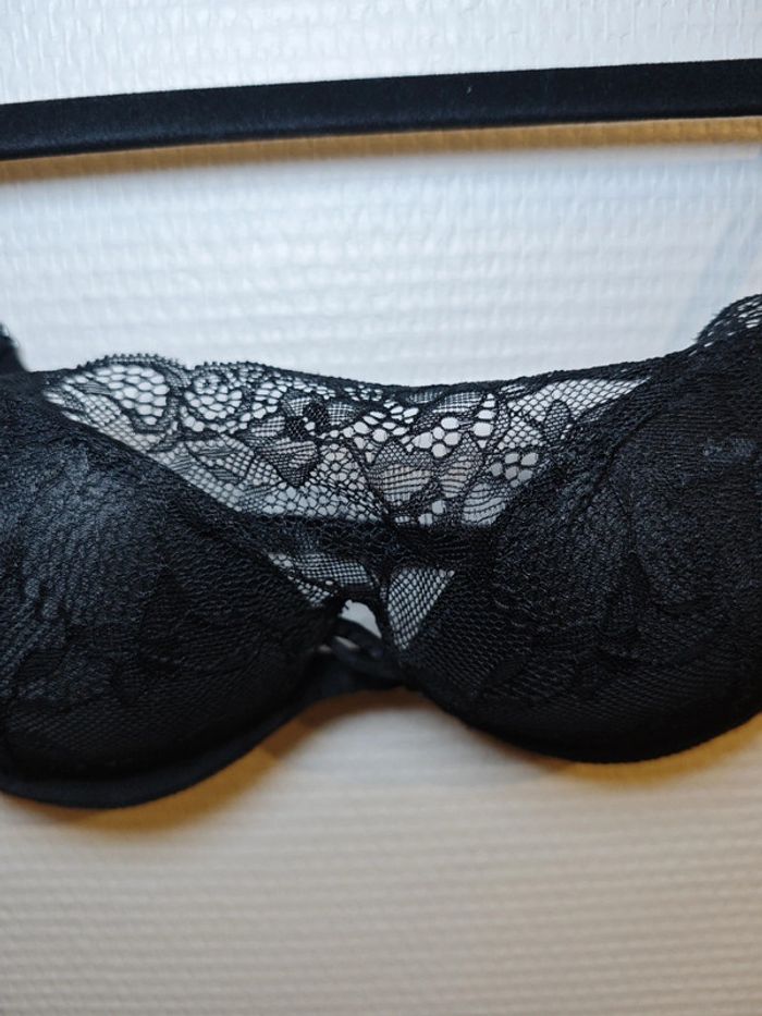Soutien-gorge Undiz noir en dentelle - photo numéro 3
