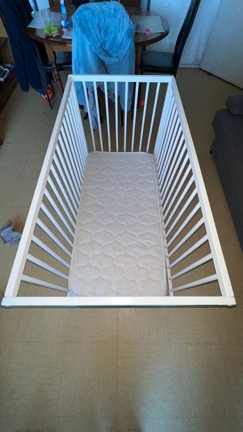Lit barreaux + matelas 70x120