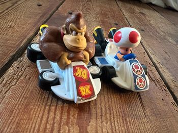 Lot de 2 voitures karts véhicules vintage Nintendo super Mario Donkey Kong Toad 8cm